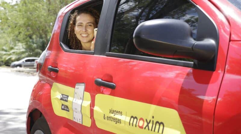 Acirrada a disputa entre mototaxisistas e motoristas de aplicativos. Foto: Maxim